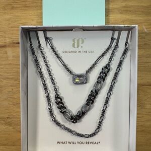 Chic Silver Necklace Set by BP